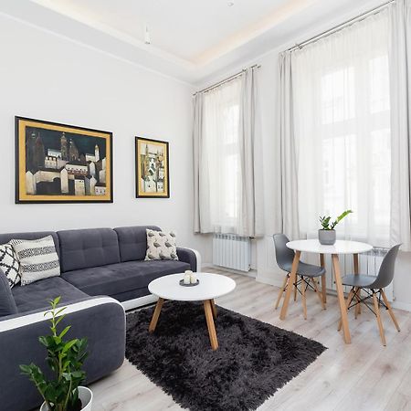 Two Bedroom Apartment - Starowislna 36 クラクフ エクステリア 写真